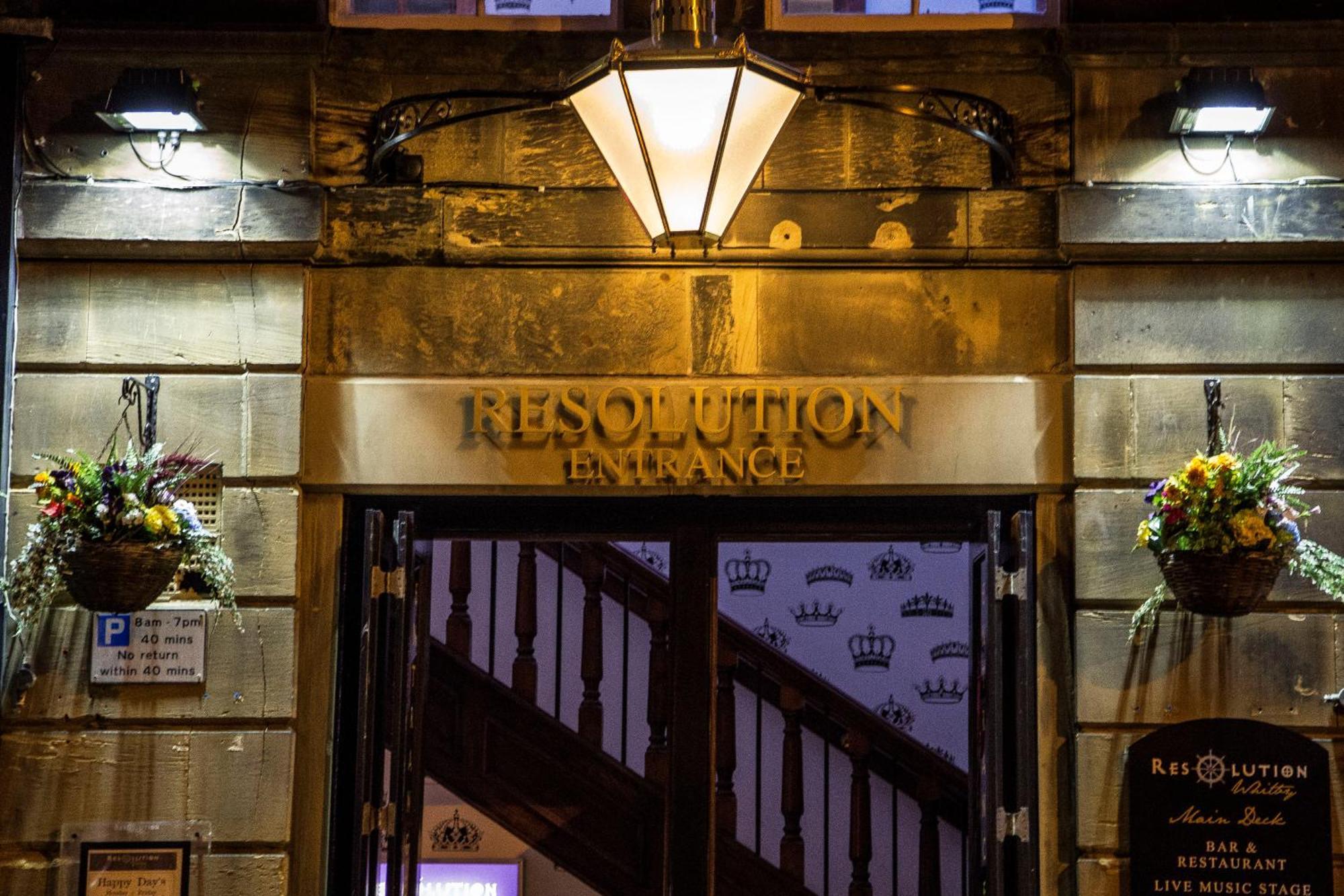 The Resolution Hotel ويتبي المظهر الخارجي الصورة